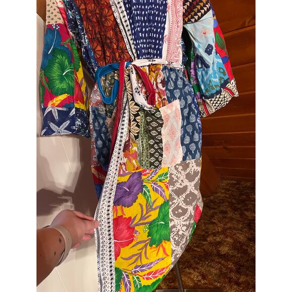 Kantha Style Bright Vibrant, Handmade Upcycled India Patchwork Cotton Robe - Picture 7 of 11